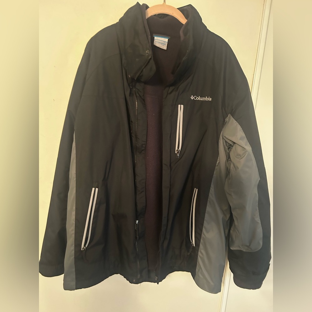 Columbia Black and Gray Outdoor Jacket